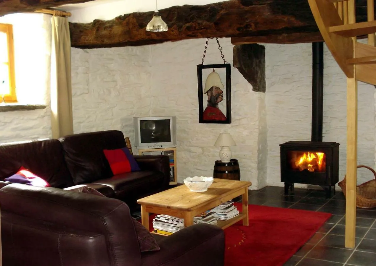 Holiday home Rainbow Cottage, Le Petit Poubreu Ruffiac