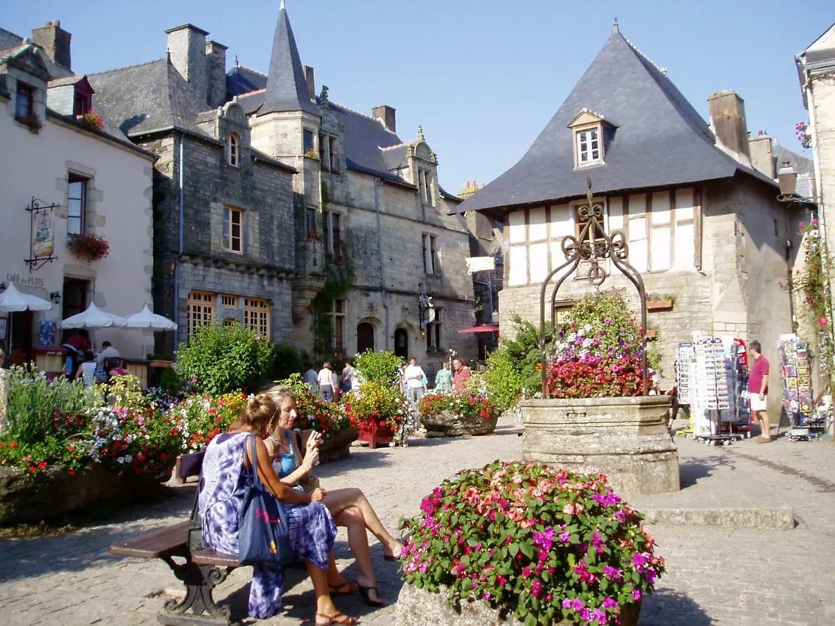Holiday home Rainbow Cottage, Le Petit Poubreu Ruffiac